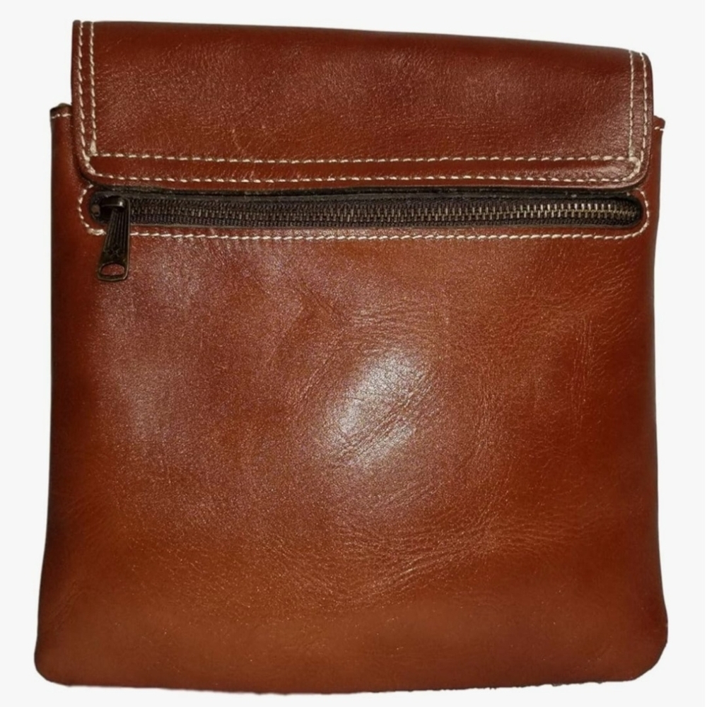 Patricia Nash Full-Grain Leather Balluri Crossbody Bag With Dustbag - Picture 3 of 9